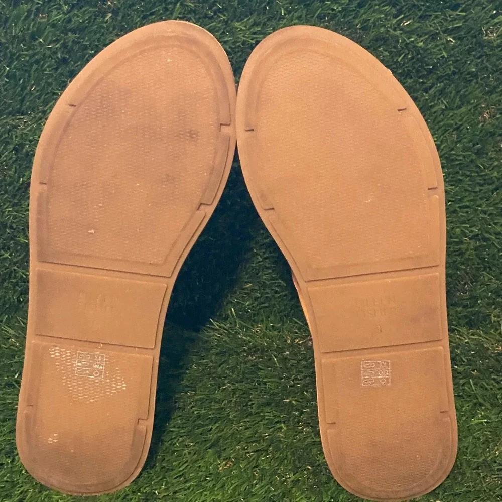 Eileen Fisher Yellow Wedge Sandals Espadrille Criss Cross Women's Size 9